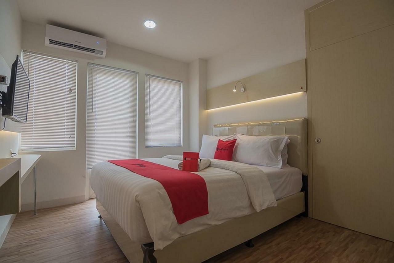 Reddoorz Apartment @ Sentul Tower Μπογκόρ Εξωτερικό φωτογραφία
