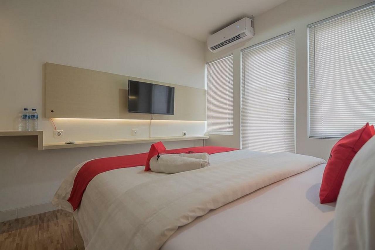 Reddoorz Apartment @ Sentul Tower Μπογκόρ Εξωτερικό φωτογραφία